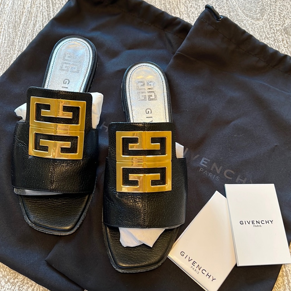 Givenchy leather sandals
